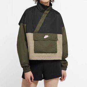 Nike Iron Clash Woven Anorak Black Green Medium Windbreaker Lightweight